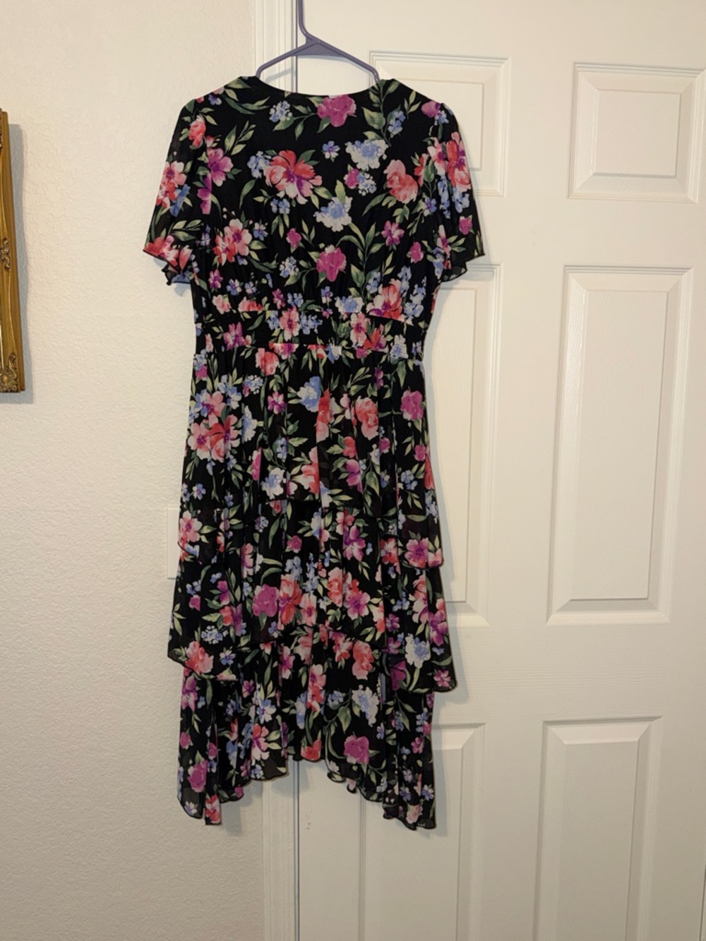Ember Black Floral Tiered V-Neck Women's Dress - Picture 4 of 6